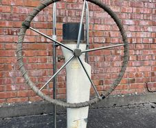 Boat wheel steering pedestal