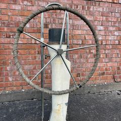 Boat wheel steering pedestal