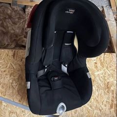 Britax Romer Kidfix i-Size car seat