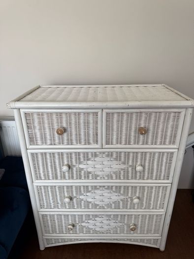 chest of drawer