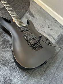 Jackson JS32