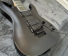 Jackson JS32