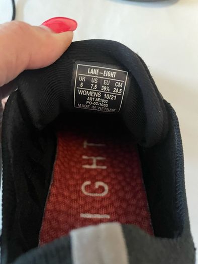 Lane - eighth black shoes size 6