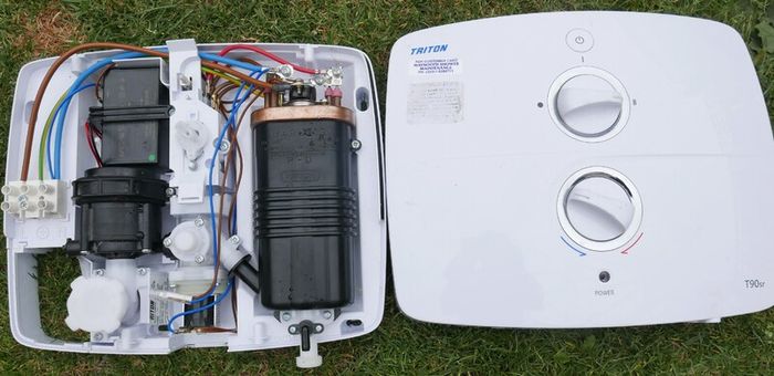 Triton T90 SR 9.0kW Electric Shower