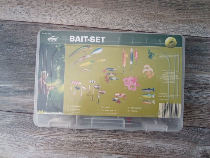 30 Piece Fishing Bait Set.