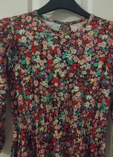 Floral Dress age 9-10 leigh willow Tucker