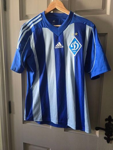 Football shirts (10 shirts all size M)