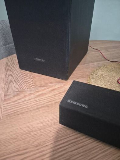 Samsung T420 Subwoofer, Soundbar and remote