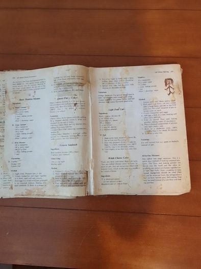 Book Big Clearout, Make An