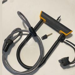 bike / scooter locker