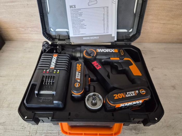 Worx H3 Rotary Hammer sds plus 20V Max. WX390.1 PowerShare Includes 2 batteries 2Ah, charger and case