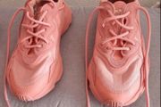 addidas pink runners