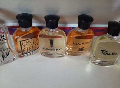 New unopened collectable miniature vintage perfume