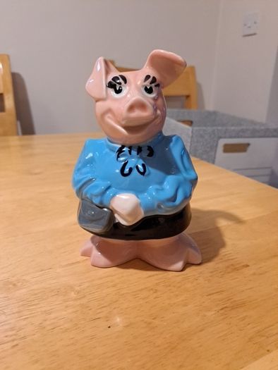 wade pig family