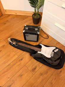 SX SE1 Electric Guitar Pack with 10 Watt Amp | Black