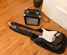 SX SE1 Electric Guitar Pack with 10 Watt Amp | Black
