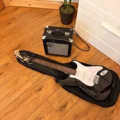 SX SE1 Electric Guitar Pack with 10 Watt Amp | Black
