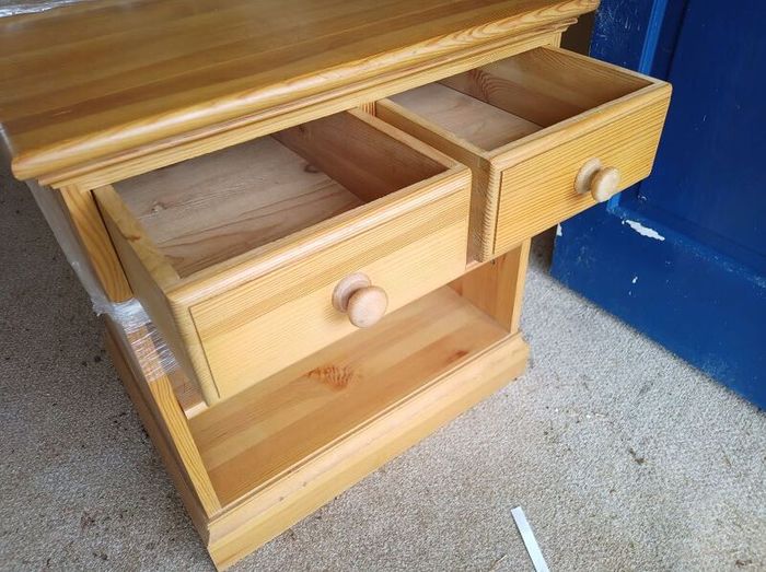 Solid Oak Drawers/TV base Unit