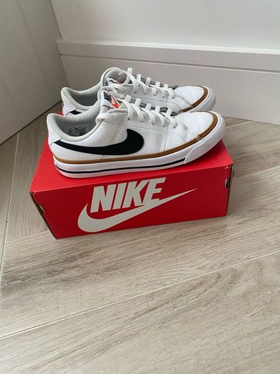 Nike Court Legacy UK 3.5