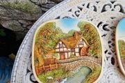 2x country cottage plates
