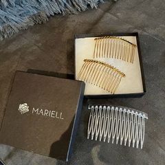 Wedding accessories: Veil/hair combs