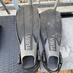 Scuba fins