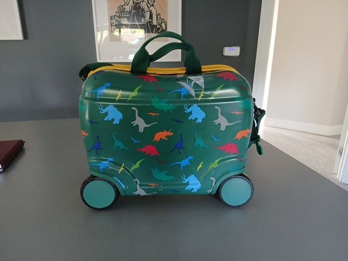 kid suitcase