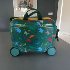 kid suitcase