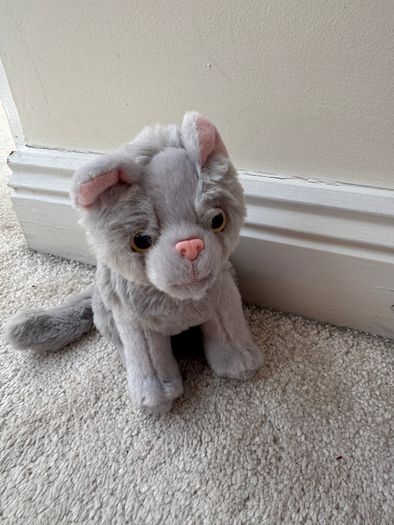 Our Generation Battat Gray Kitten Kitty Cat approx. 16 cm. Used Please see photos