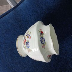 Royal tara vase