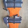 2 children's buoyancy aids Image 3