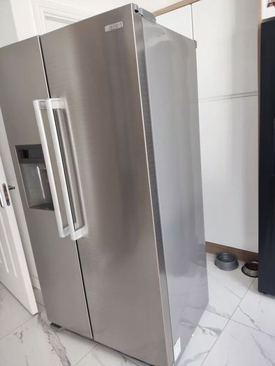 American fridge freezer