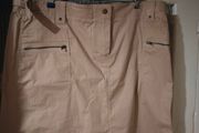 Dunne stores cream stretch cotton skirt, new never worn.