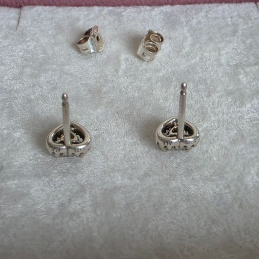 Pandora elevated heart stud earrings very good condition