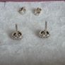 Pandora elevated heart stud earrings very good condition Image 6