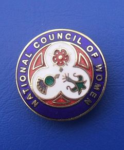 NATIONAL COUNCIL OF WOMEN (England, Scotland & Wales) - membership badge (c.1980's)