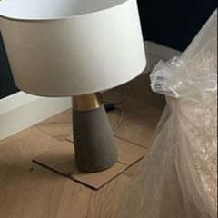 2 Lamps