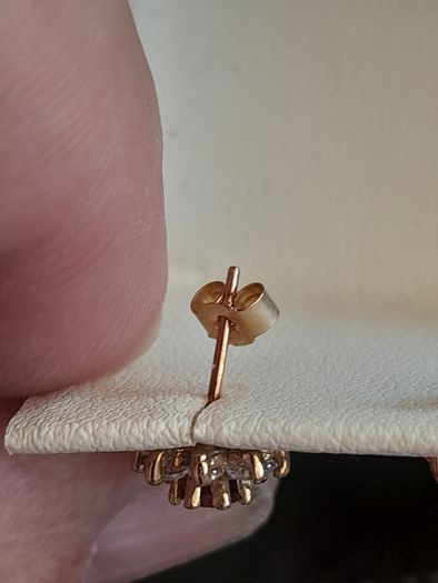 ladies 9ct gold earrings