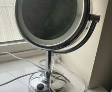 No7 illuminated mirror