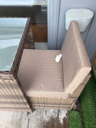 Outdoor table and chairs