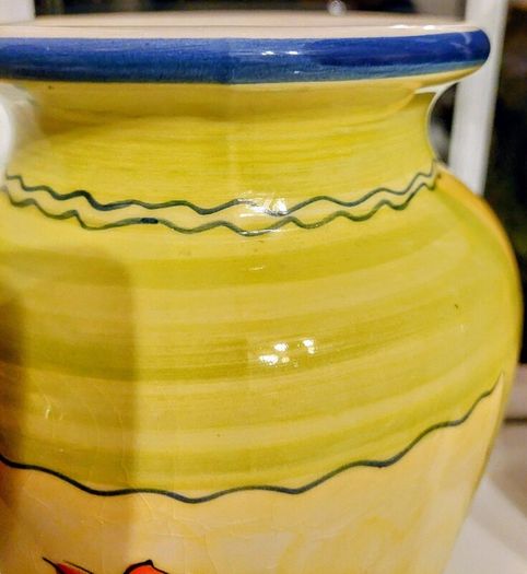 Pretty vase