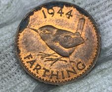 GB 1944 farthing uncirculated