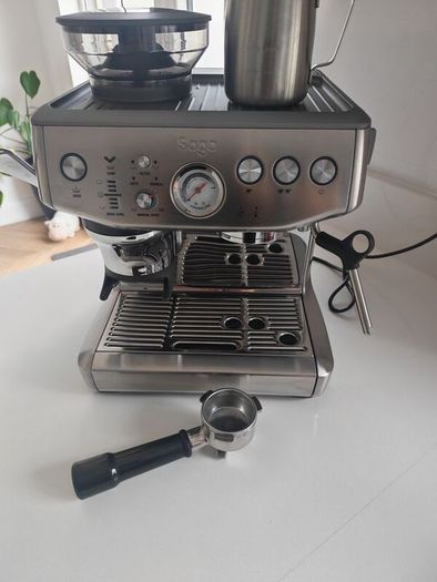 Sage Barista Express Impress in Stainless Steel