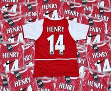 Arsenal retro football jersey
