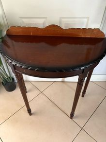 console table