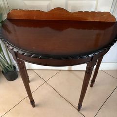 console table