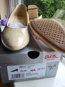 Price drop...30 euro!! womens shoes
