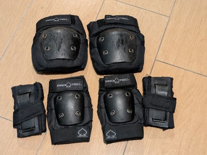 K2 kids inline skates and protection gear