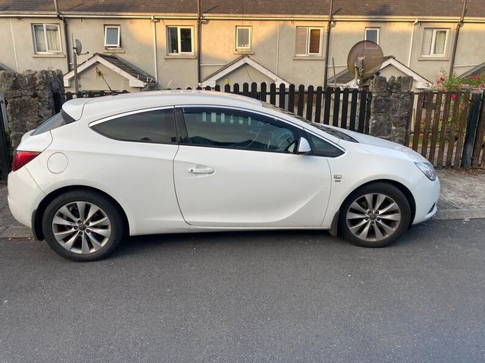 Opel Astra 2014