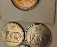 Four Irish Decimal Coins 2p and 5p 1974 to 1980